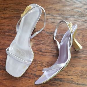 Vintage Gucci Women's Lavendar Metallic Kitten Heels Size 6 Retro Y2K Designer